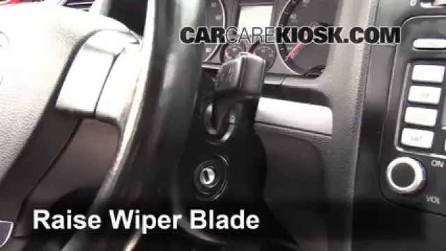 2009 Volkswagen Jetta Wolfsburg Edition 2.0L 4 Cyl. Turbo Escobillas de limpiaparabrisas delantero Cambiar escobillas de limpiaparabrisas